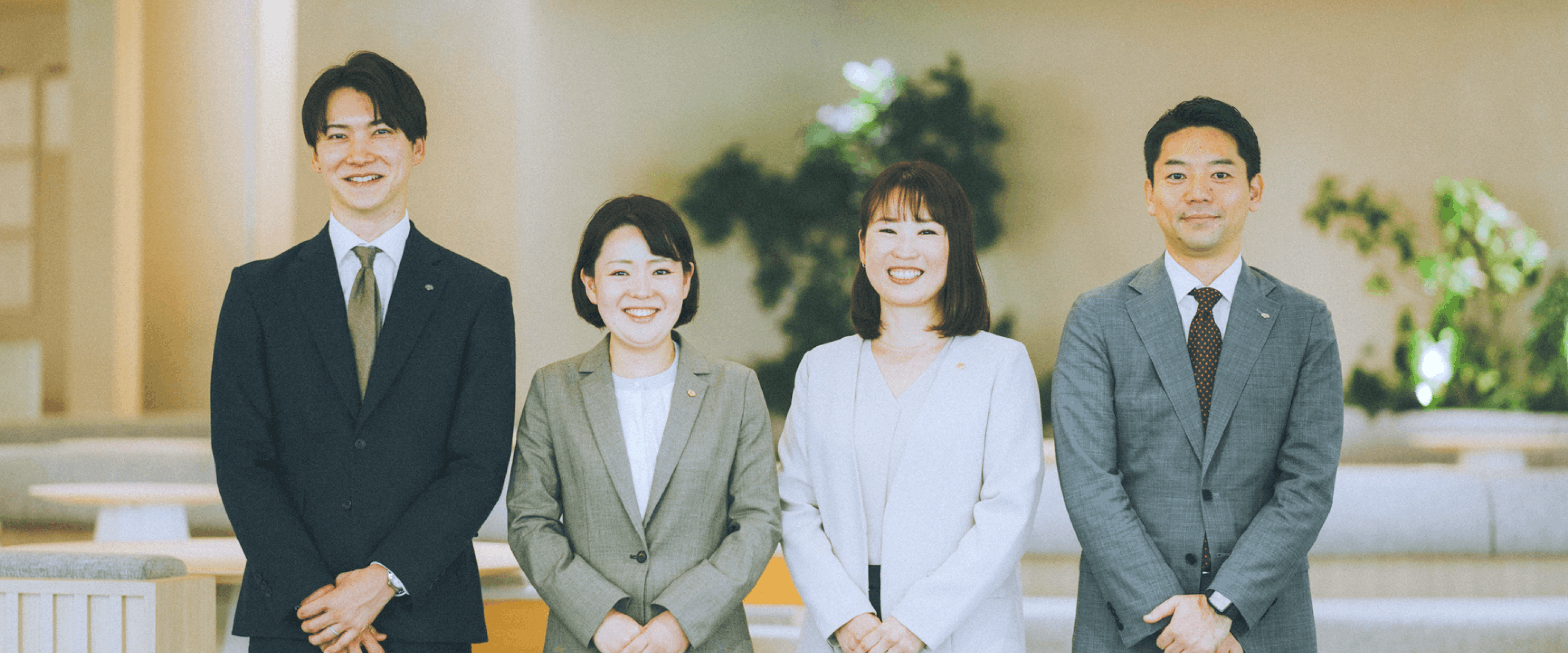 横田 純也、加藤 茜、小原 真子、吉川 渓太の写真