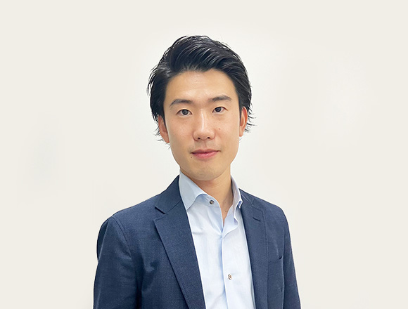 湯澤 晃平 法人営業本部 アセット営業三部営業一課 上級主任