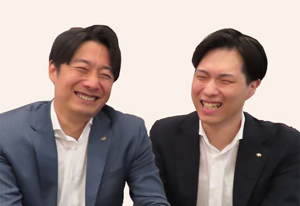 佐藤 智亮 流通事業本部　麻布営業部営業一課（現、同二課） 上級主任 （育休取得：2022年10月3日〜11月7日（36日間）） 中谷 友樹 流通事業本部　麻布営業部営業一課　課長